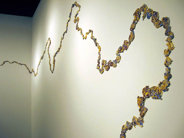 15) Undulating Line_detail01